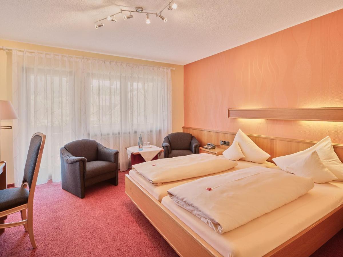 Hotel Garni Cafe Schacher Oberwolfach エクステリア 写真