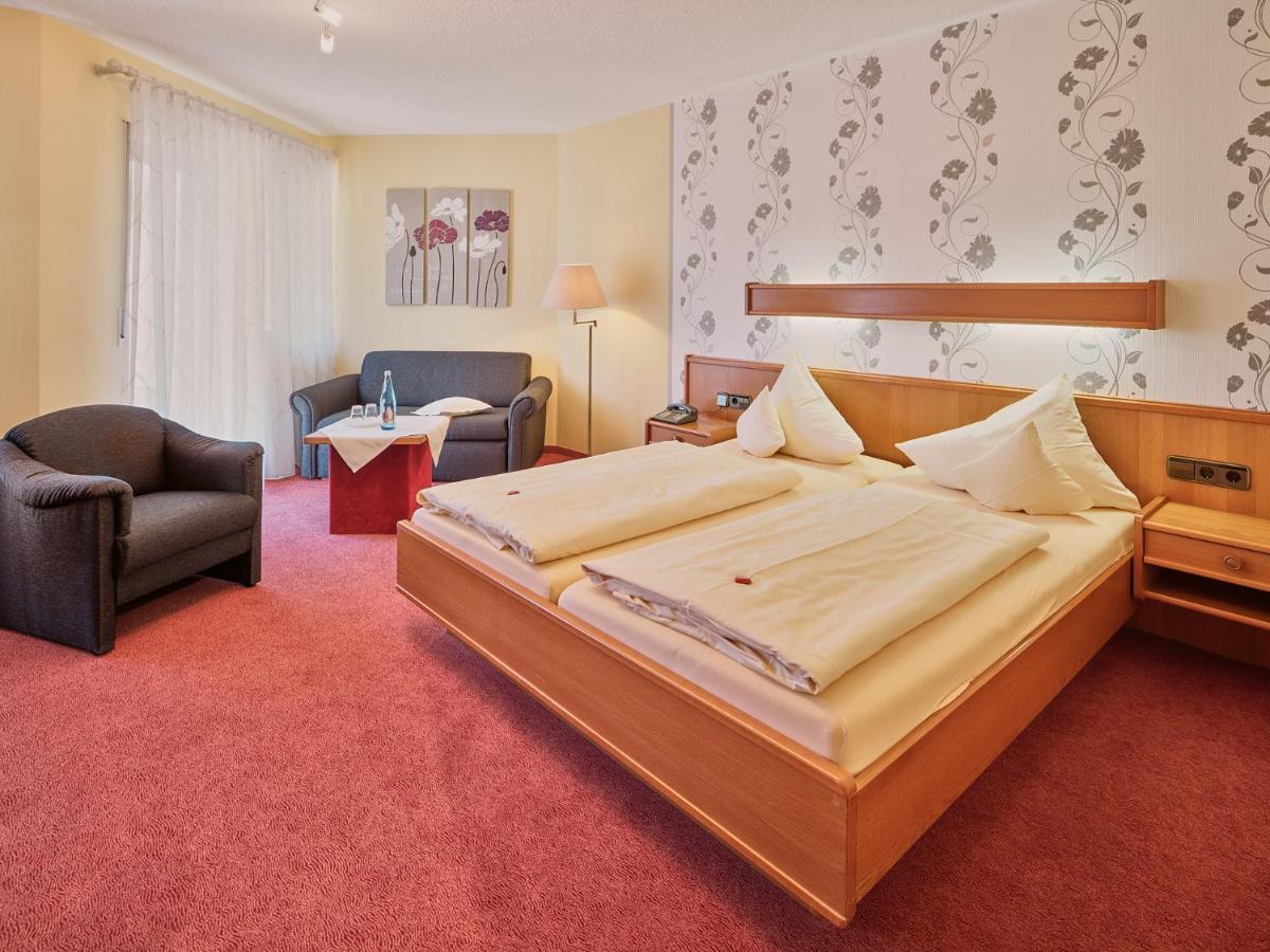 Hotel Garni Cafe Schacher Oberwolfach エクステリア 写真