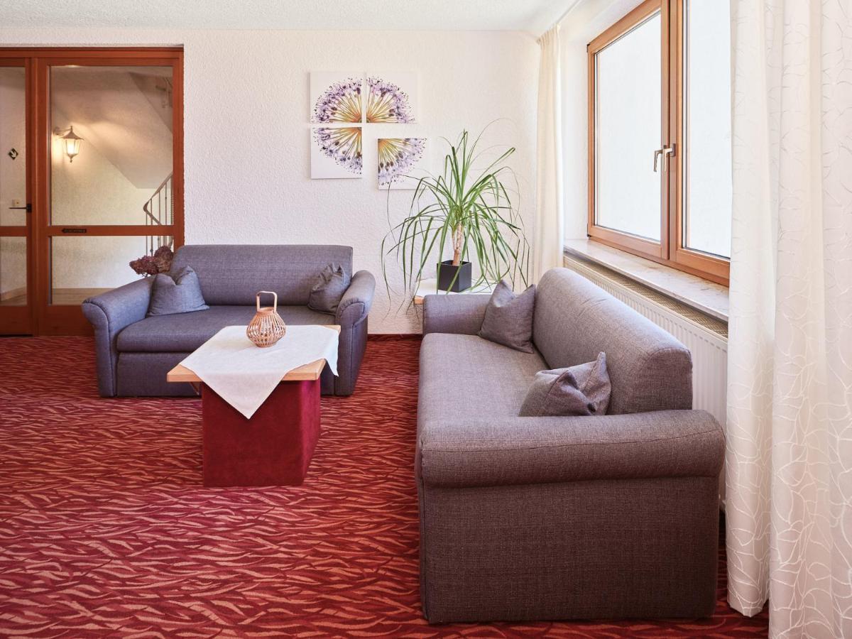 Hotel Garni Cafe Schacher Oberwolfach エクステリア 写真
