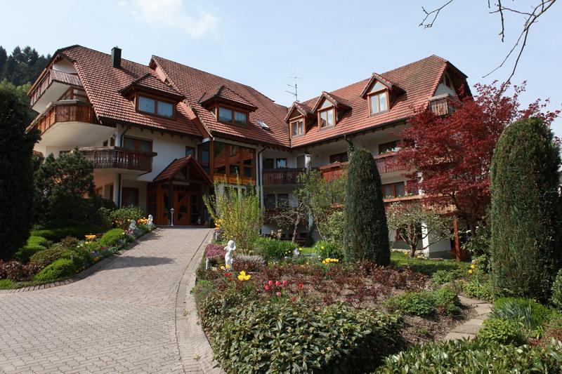 Hotel Garni Cafe Schacher Oberwolfach エクステリア 写真